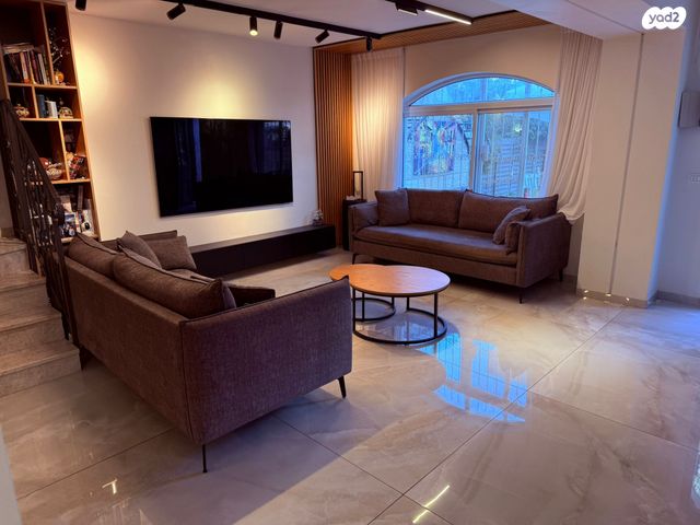 דירת גן, הגומא, גילה, ירושלים