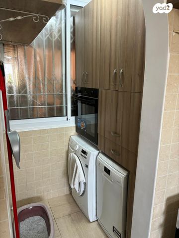 דירה, משעול רוגל 1077, נווה דוד, דימונה