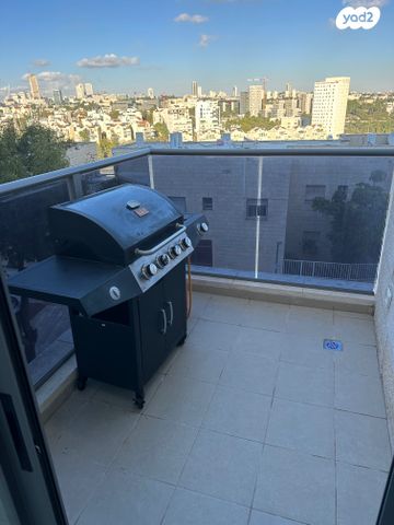 דירה, יוסף חכמי, בית וגן, ירושלים