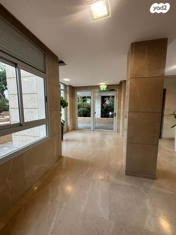 דירה, שדרות הציונות 4, ברנע, אשקלון