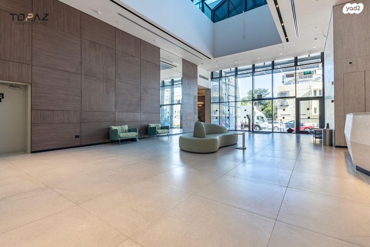 גג/ פנטהאוז, סוקולוב 12, רוטשילד עצמאות, בת ים