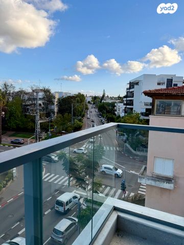 דירה, קהילת ציון 18, מרכז, הרצליה