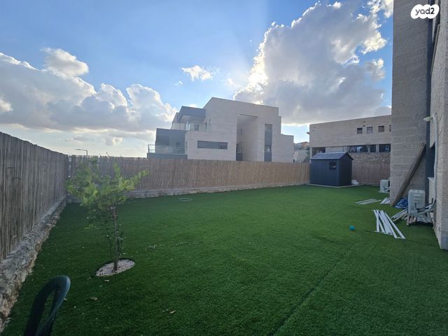 דירת גן, קרני שומרון