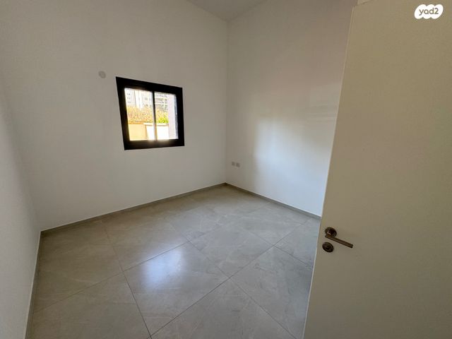 דירת גן, נווה זמר, רעננה