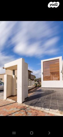 דו משפחתי, הרימון, עץ אפרים, עץ אפרים