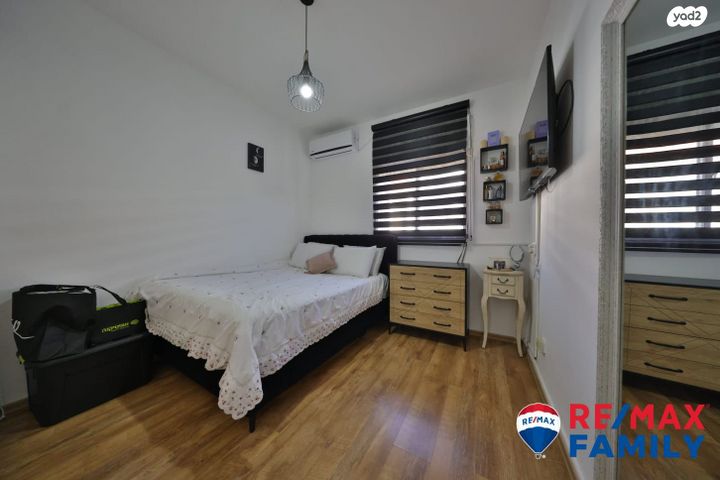 דירה, מנחם בגין 8, נווה גנים, קרית מוצקין