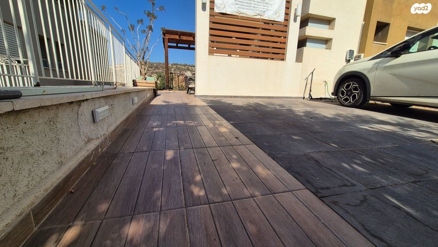 דו משפחתי, הרימון, עץ אפרים, עץ אפרים