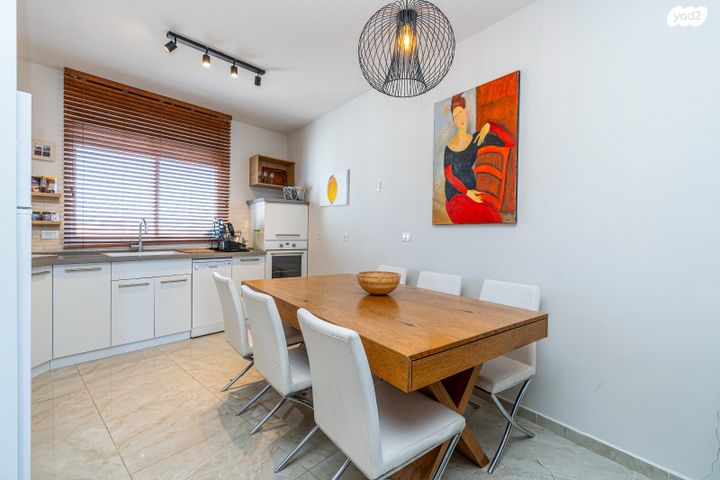 דירה, שדרות ברוך בוארון 6, גבעת אולגה, חדרה