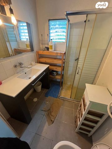 דירה, חבצלת, גבעת עמוס, נשר