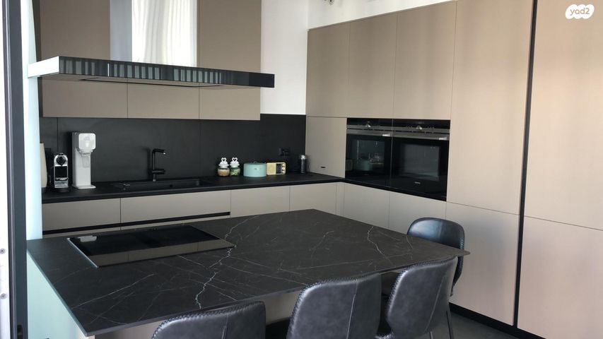 דירה, אריק איינשטיין 3, דרום חדש, פארק הים, בת ים