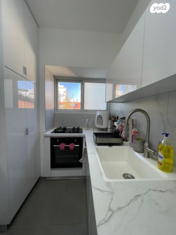 דירה, המצודה, תל גיבורים, חולון