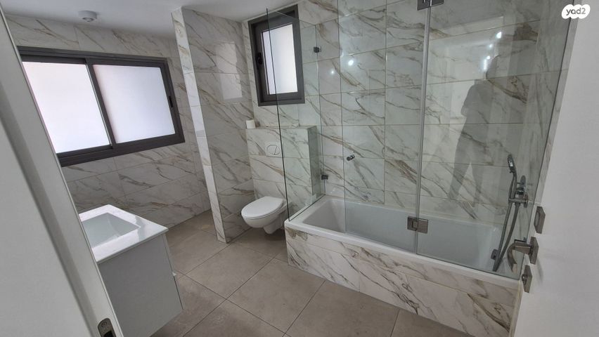 דירה, משה דיין, אפרידר, אשקלון