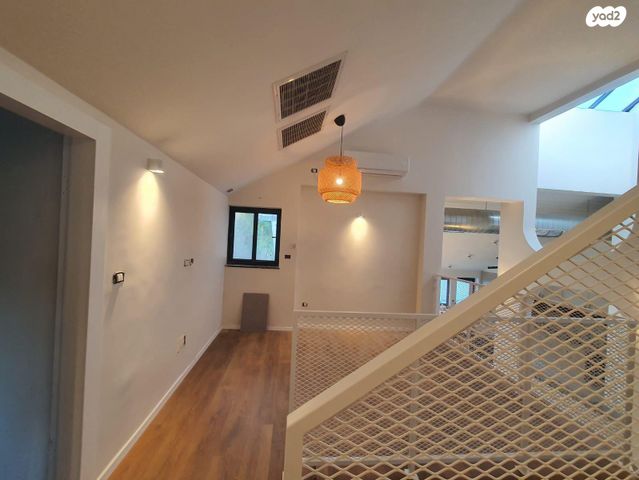 בית פרטי/ קוטג', מרכז המושבה, אבן יהודה