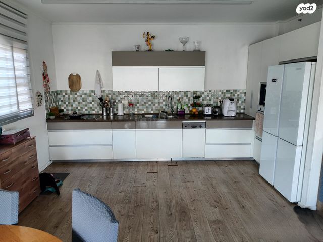 גלעדי אהרון 