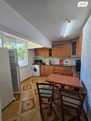 גיורא יוספטל 