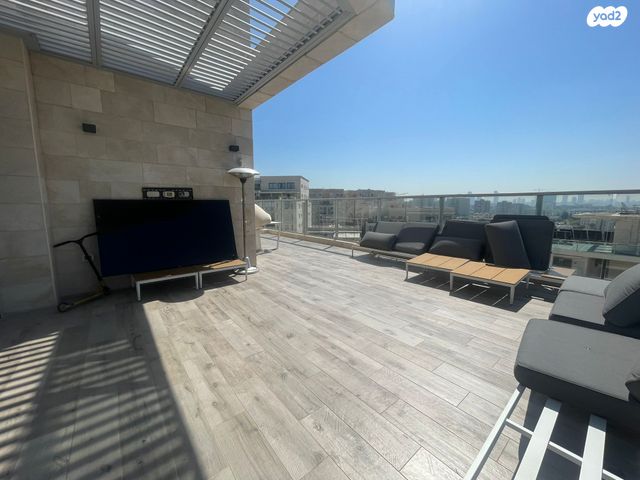 גג/ פנטהאוז, הגוש הגדול, רמת אביב החדשה, נופי ים, תל אביב יפו
