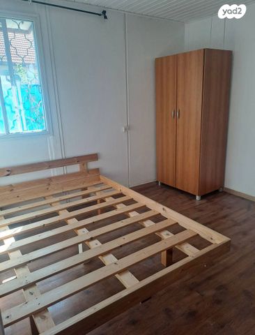 בית פרטי/ קוטג', שביל ההרדוף, עמידר, נהריה