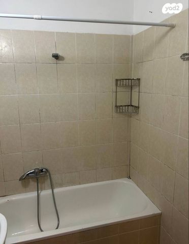 דירה, כליל החורש, רמות יצחק, נשר