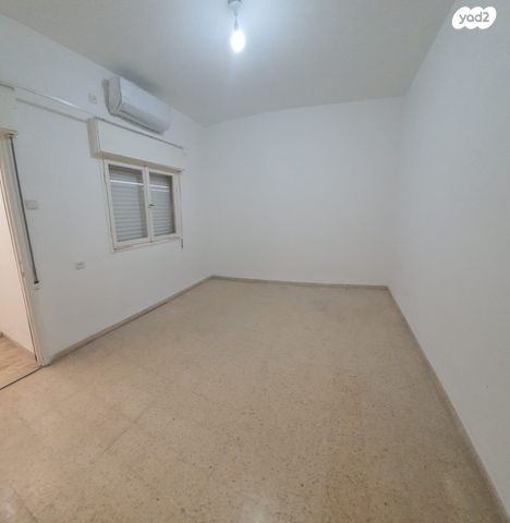 דירה, שמשון 11, מרכז הכרמל, חיפה