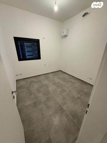 דירה, עפרה חזה 9, בת ים