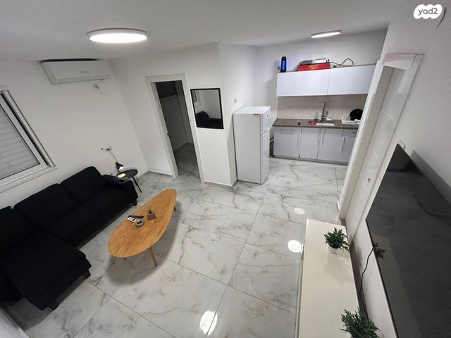 משה גליקסון 22