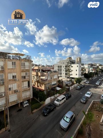 דירה, ביאליק 91, מרכז, קרית עבודה, חולון