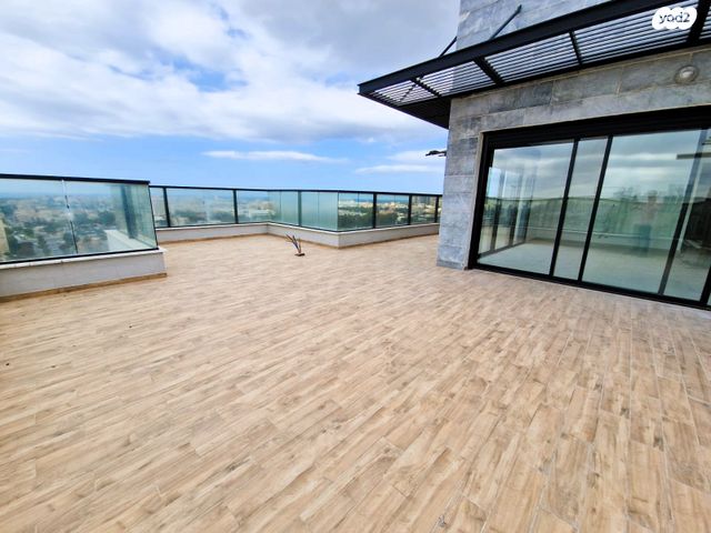 גג/ פנטהאוז, מנחם ארבר, נווה עופר, תל כביר, תל אביב יפו