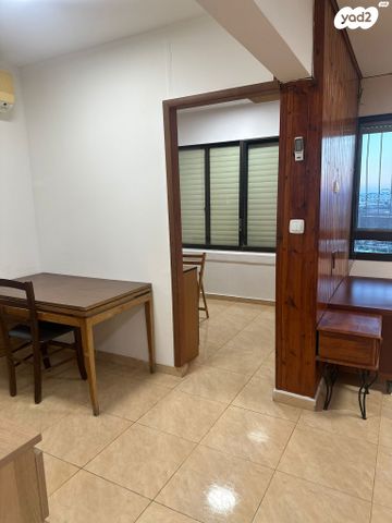 דירה, הזית, רמות יצחק, נשר