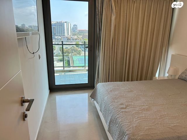 דירה, השונית, מרינה, הרצליה