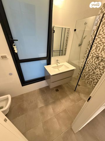 דירה, עפרה חזה 9, בת ים