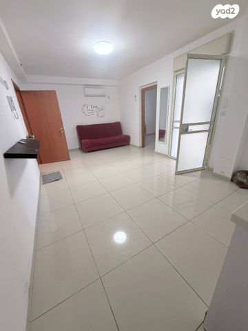 דירה, החשמונאים, קרית מוצקין