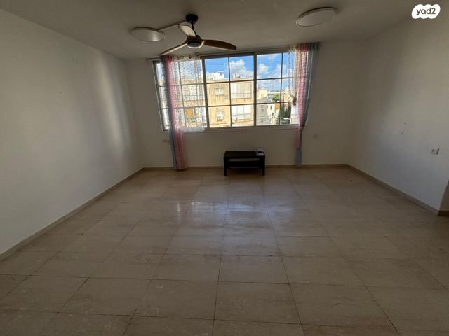 דירה, סירקין, פועלי הרכבת, גבעתיים