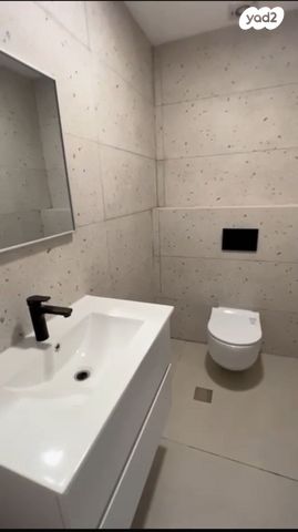 דירת גן, עין גנים, עין גנים, פתח תקווה