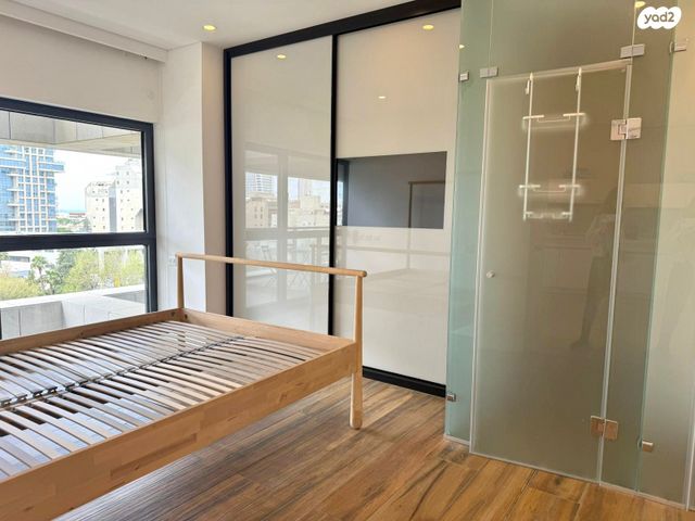 דירה, ניסים אלוני, צמרות איילון, פארק צמרת, תל אביב יפו