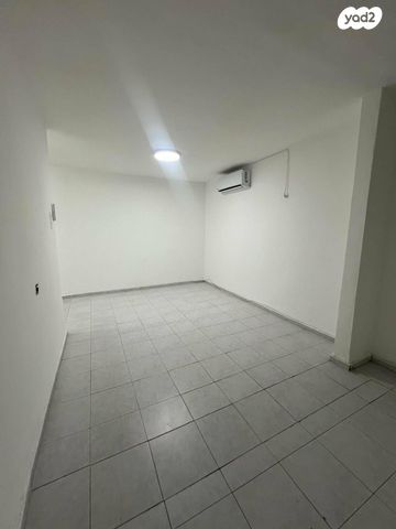 דירה, צה"ל, המיסדים, כרמיאל