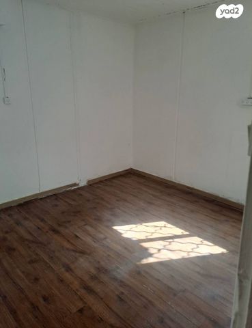 בית פרטי/ קוטג', שביל ההרדוף, עמידר, נהריה