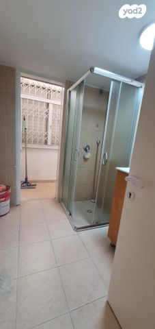 דירה, שמשון 11, מרכז הכרמל, חיפה