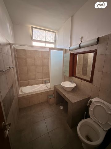 דירה, כצנלסון, בורוכוב, גבעתיים