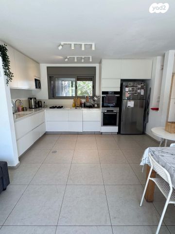 בית פרטי/ קוטג', הנרקיס, עלי