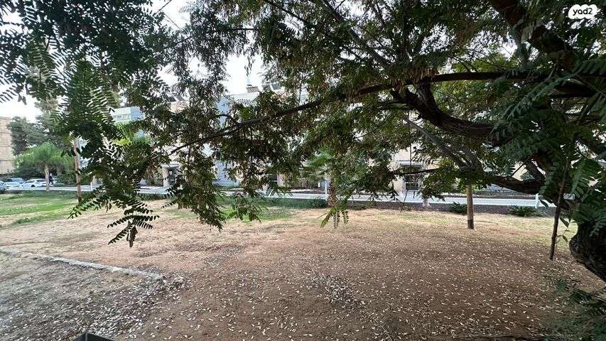 דירה, סמטת הצפורנים, רמת יוסף, בת ים