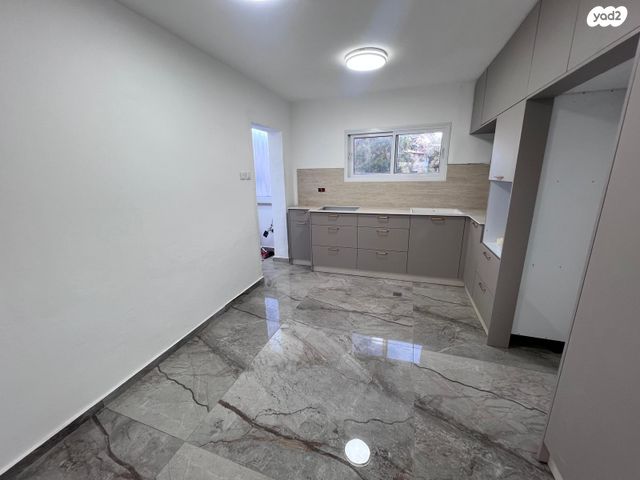 דירה, צה"ל 1, רובע ג', אריאל