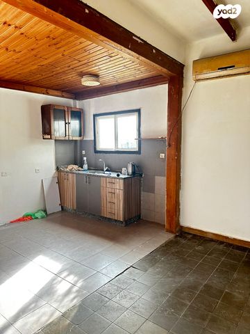 דירת גן, הרב דוד ישראל, מרמורק, רחובות