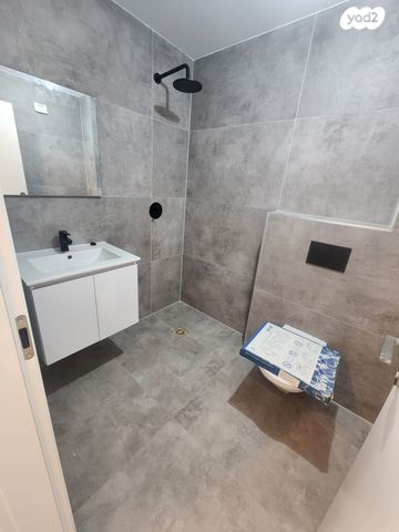 דירה, תוצרת הארץ, נחלת יצחק, תל אביב יפו