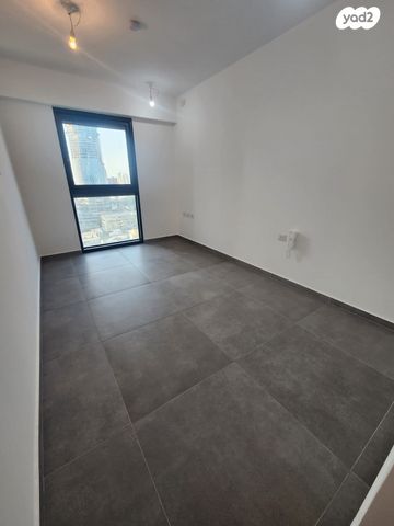 דירה, תוצרת הארץ, נחלת יצחק, תל אביב יפו