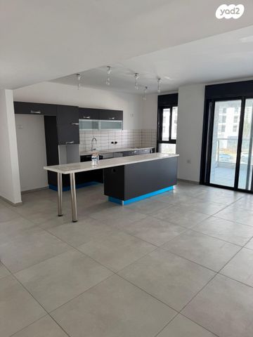 דירה, יונה וולך 7, גרין פארק החדשה, הוד השרון