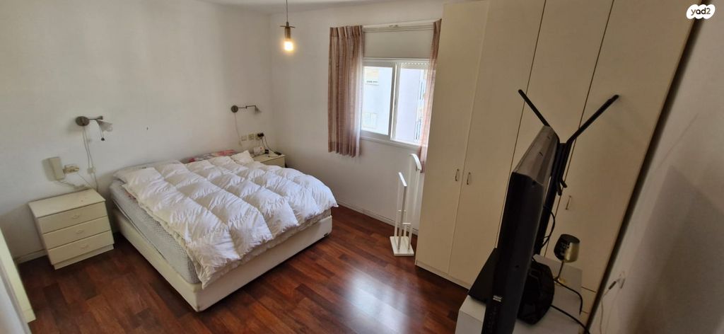 דירה, הראשונים, חלוצים, כפר סבא