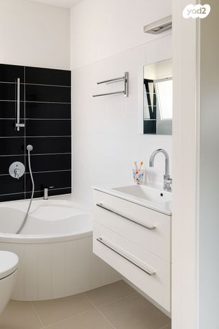 בית פרטי/ קוטג', מושבה מרכז, זכרון יעקב