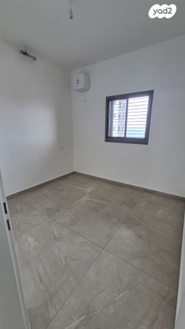 דירה, משה דיין, אפרידר, אשקלון