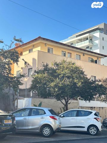 דירה, דרך נגבה 60, נווה רם, שיכון מזרחי, רמת גן