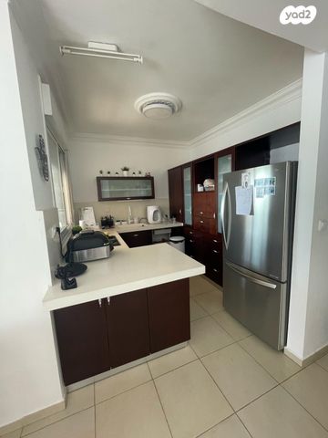 דירה, אלעזר מנחם גלרנטר, חומת שמואל, הר חומה, ירושלים